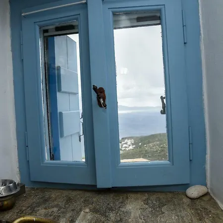 Traditional House On شقة